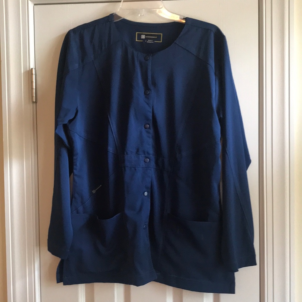 Scrub jacket